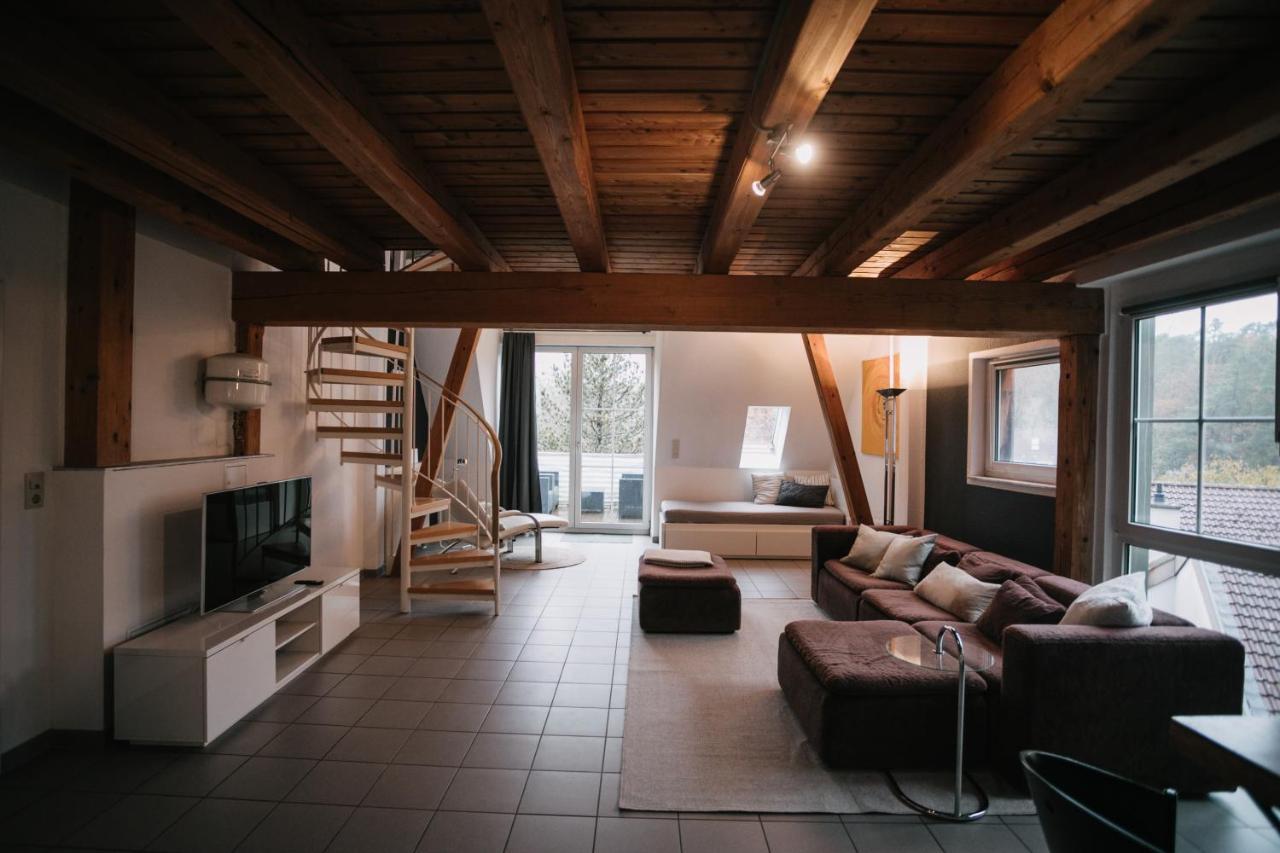 Eigenes Maisonettehaus In Idyllischer Lage Mit Balkon, Nahe Messe, 24H Self-Check In, Gratis Parken Schwabach Ngoại thất bức ảnh