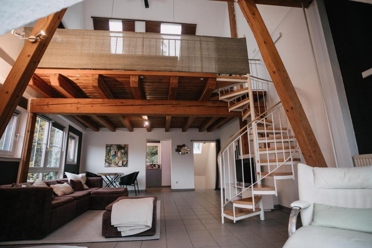 Eigenes Maisonettehaus In Idyllischer Lage Mit Balkon, Nahe Messe, 24H Self-Check In, Gratis Parken Schwabach Ngoại thất bức ảnh