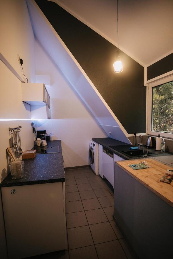 Eigenes Maisonettehaus In Idyllischer Lage Mit Balkon, Nahe Messe, 24H Self-Check In, Gratis Parken Schwabach Ngoại thất bức ảnh