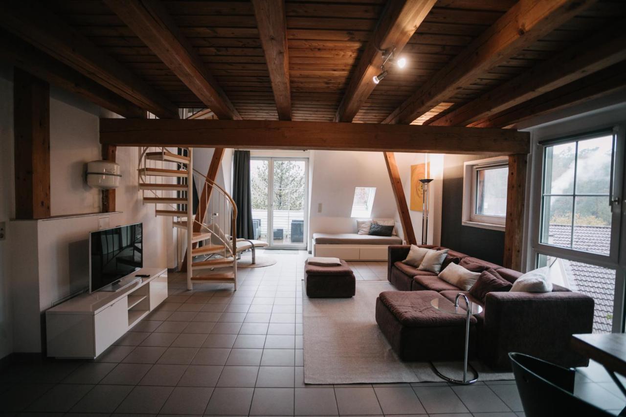 Eigenes Maisonettehaus In Idyllischer Lage Mit Balkon, Nahe Messe, 24H Self-Check In, Gratis Parken Schwabach Ngoại thất bức ảnh