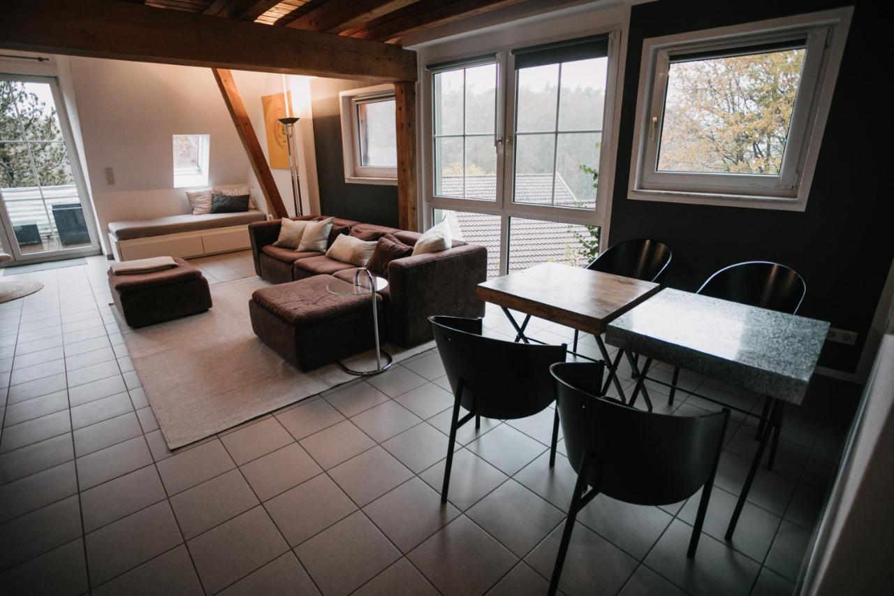 Eigenes Maisonettehaus In Idyllischer Lage Mit Balkon, Nahe Messe, 24H Self-Check In, Gratis Parken Schwabach Ngoại thất bức ảnh
