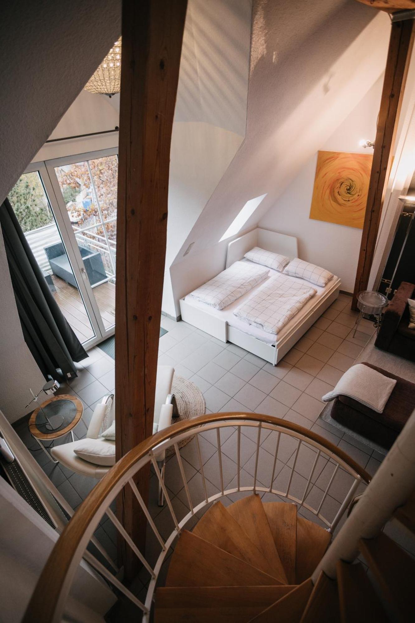 Eigenes Maisonettehaus In Idyllischer Lage Mit Balkon, Nahe Messe, 24H Self-Check In, Gratis Parken Schwabach Ngoại thất bức ảnh